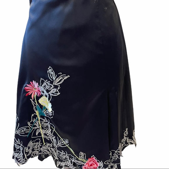 Vertico Paris  beautiful silky with embroidery black skirt - Picture 3 of 6